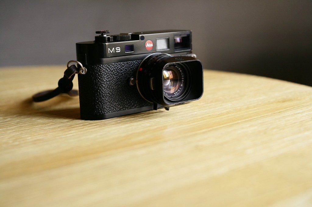 Leica M9 with 7 elements